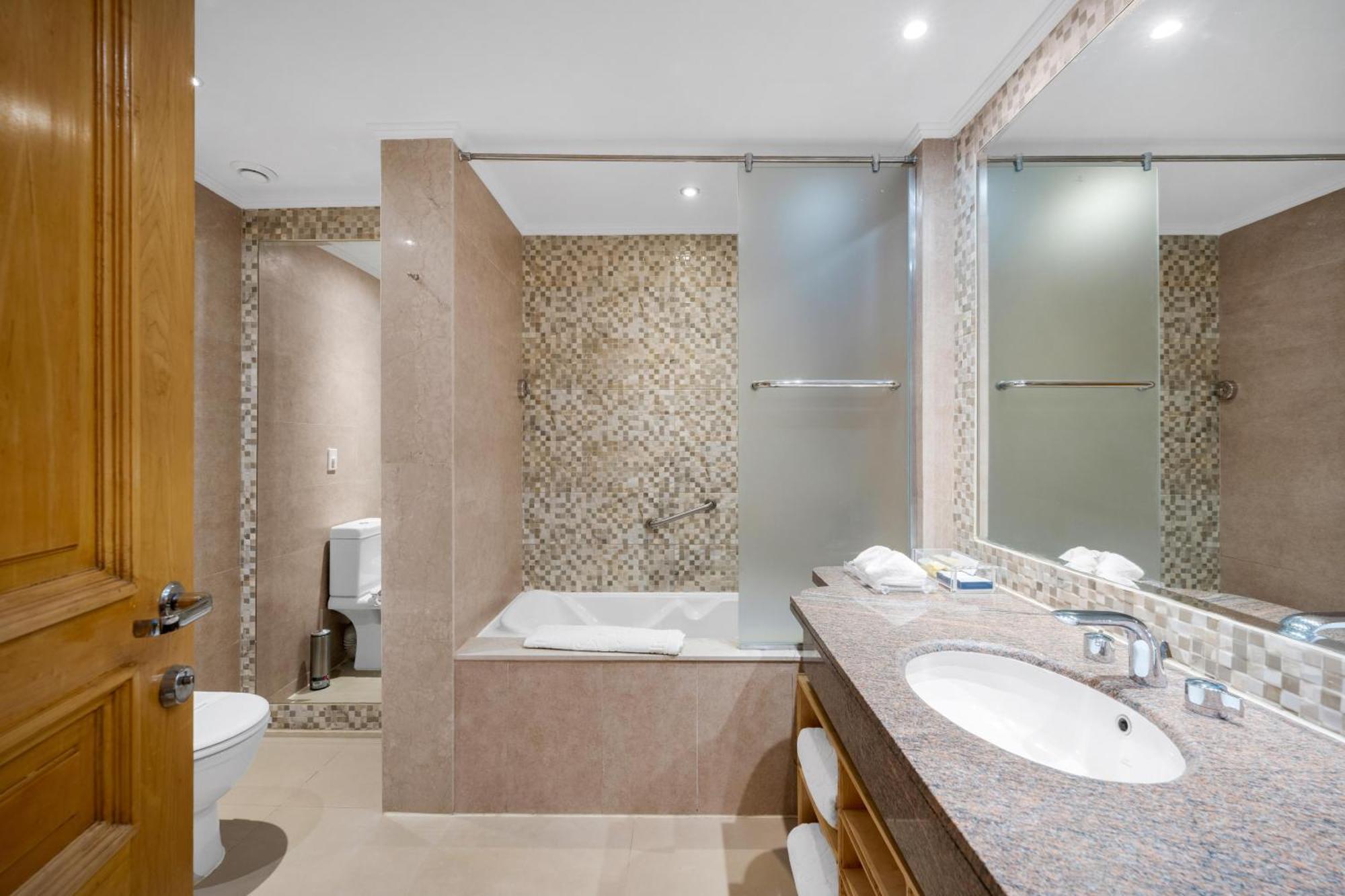 Diplomatic Suite Sea View