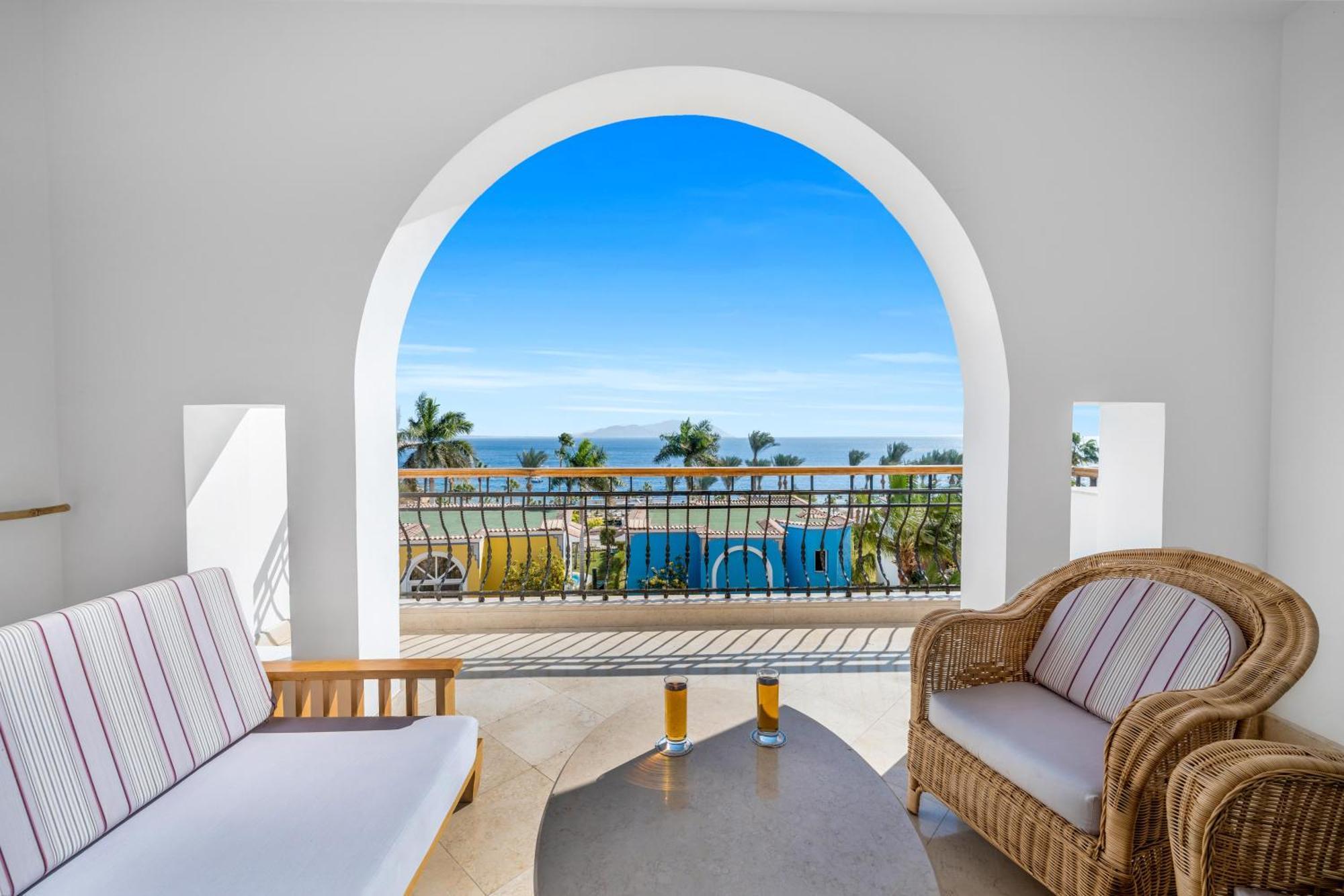 Standard King Room Sea View